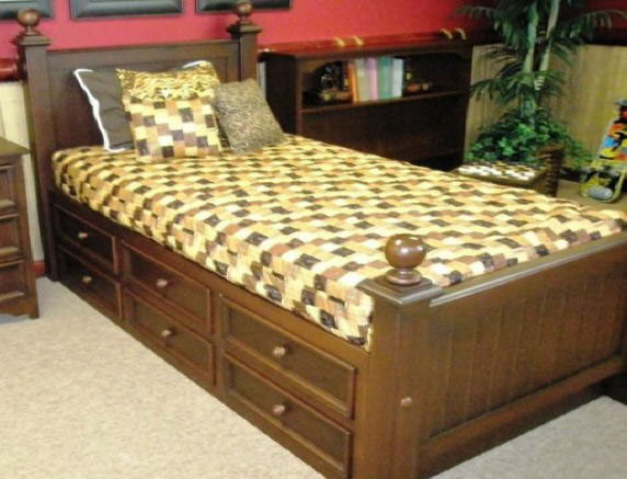 Monterey_Chest%20Bed